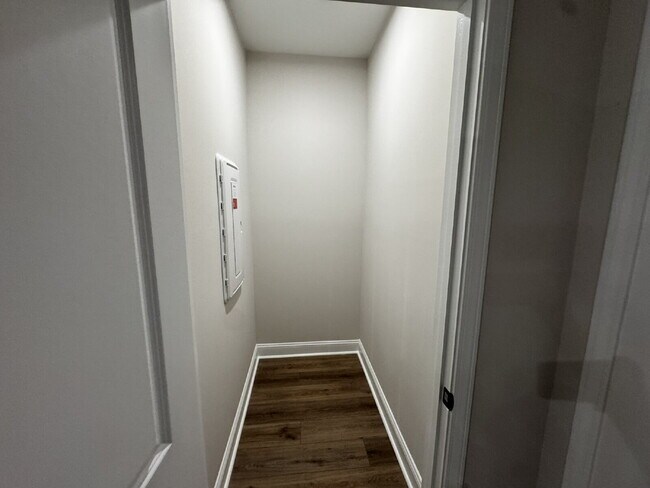 Building Photo - Home for Rent