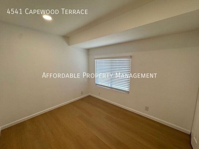 Building Photo - 4541 Capewood Terrace