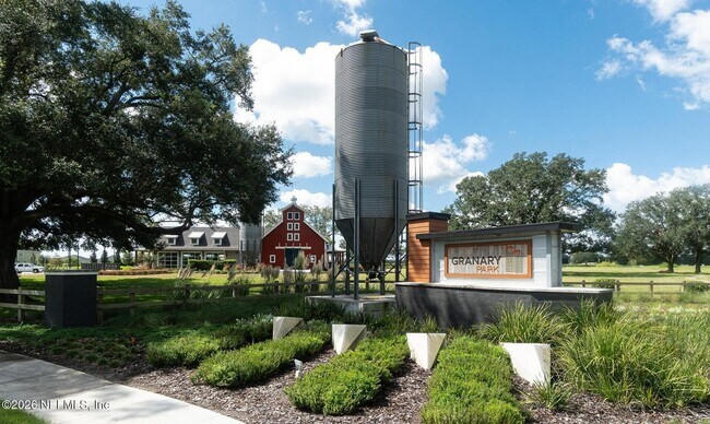 Building Photo - 2760 Seasons Rd