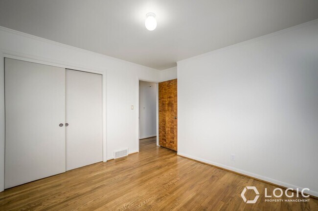 Building Photo - 4220 S Fortuna Way