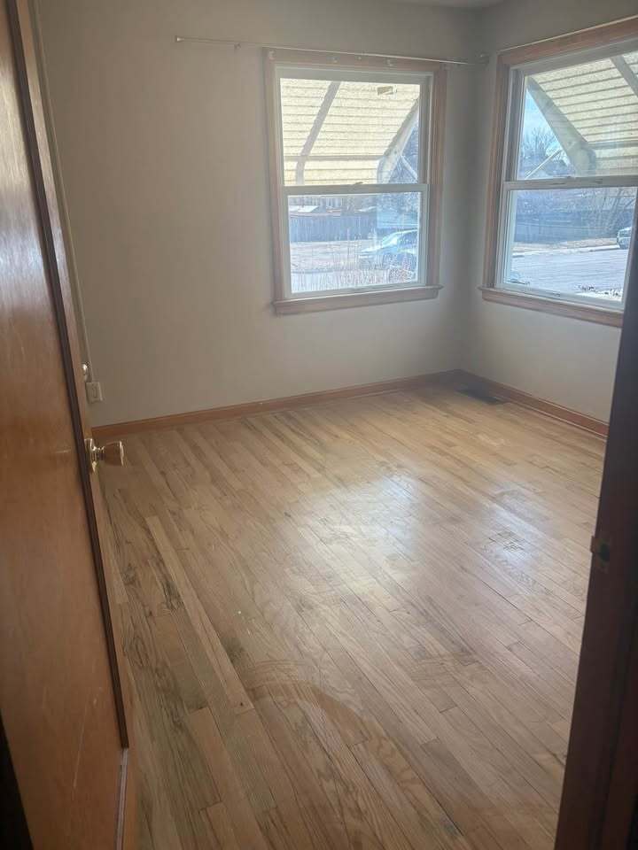 Building Photo - 1620 E 18th St