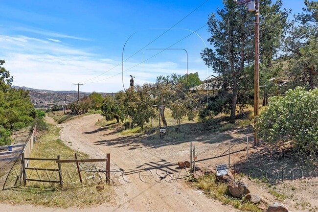 Building Photo - 39975 San Ignacio Rd