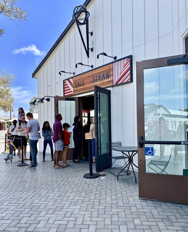 Building Photo - 3887 Pell Pl