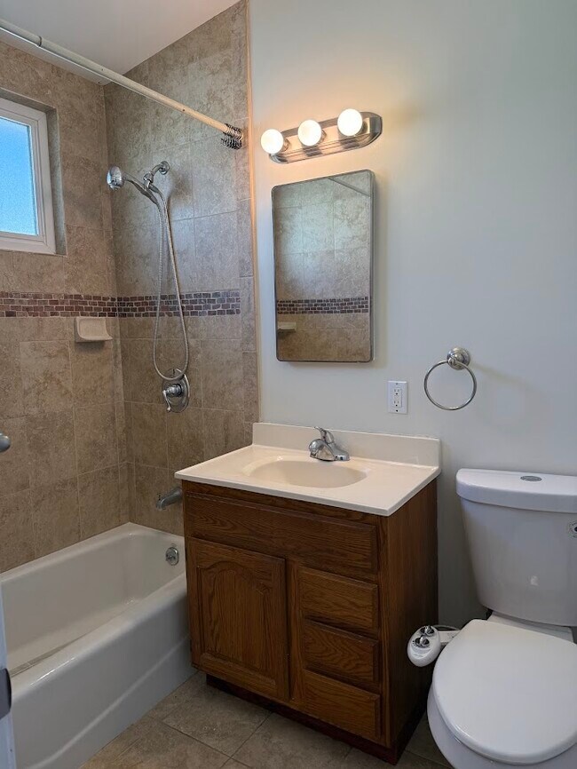 Building Photo - 7115 Atoll Ave