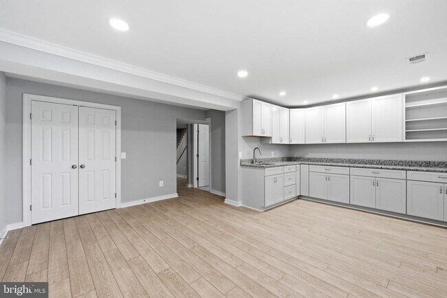 Building Photo - 2916 Montauk Ct