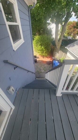 Building Photo - 54 Bolton St