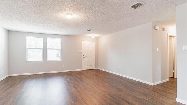Building Photo - 3335 Lipizzan Dr