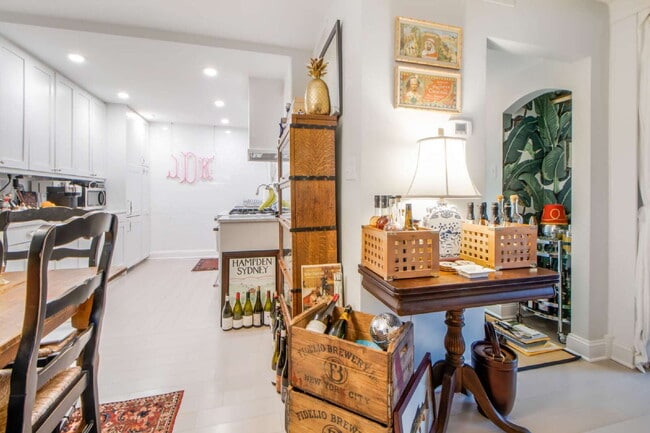 Building Photo - Affordable (utils included!) Luxury Living...