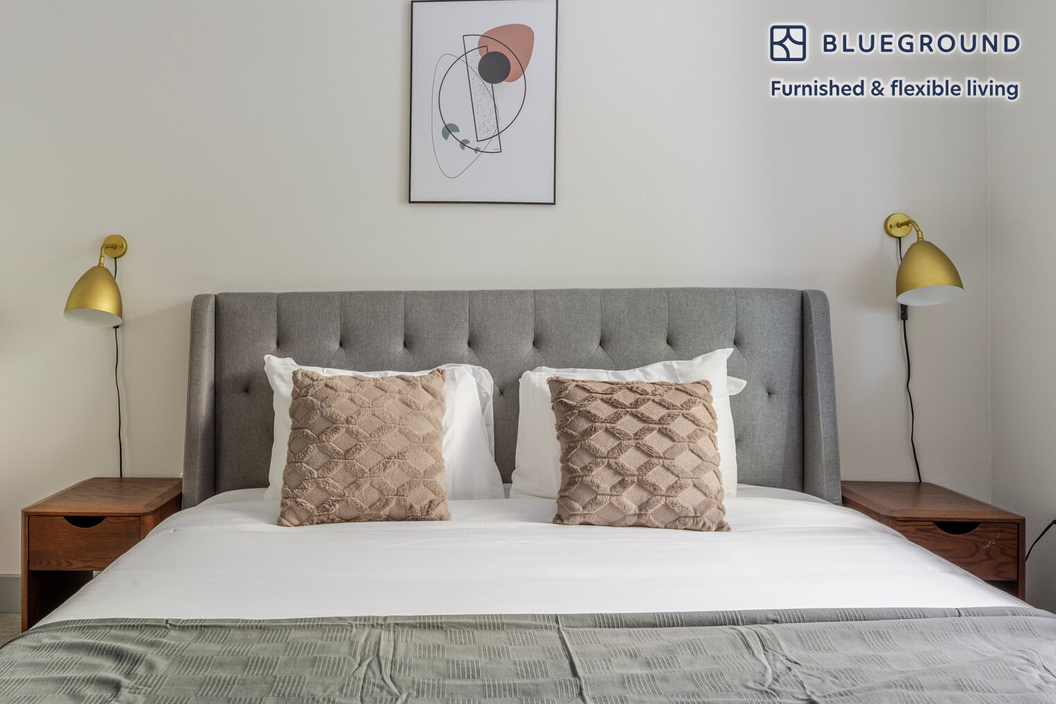 Building Photo - 1800 Lacassie Ave