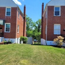 Building Photo - 729 Yale Ave