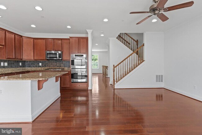 Building Photo - 8852 Purple Iris Ln