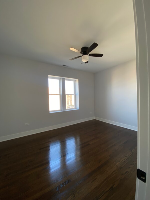 Building Photo - 5558 W Congress Pkwy