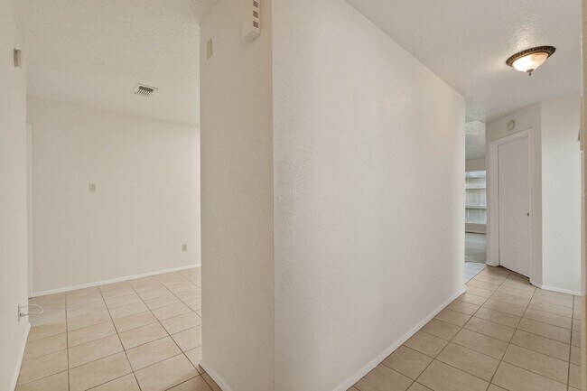 Building Photo - 4415 Aspen Brook Ln