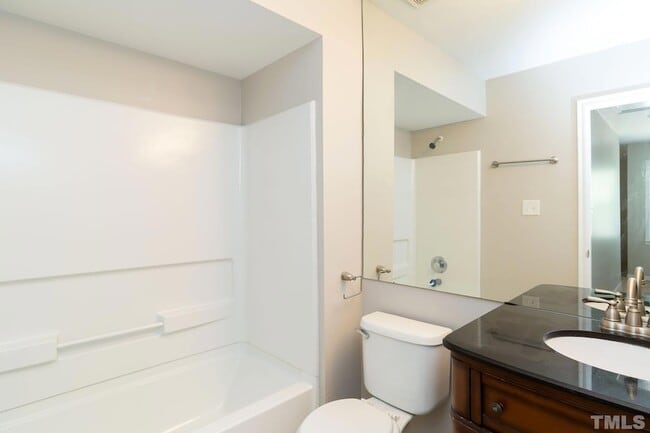 Building Photo - 213 N Boylan Avenue Unit A