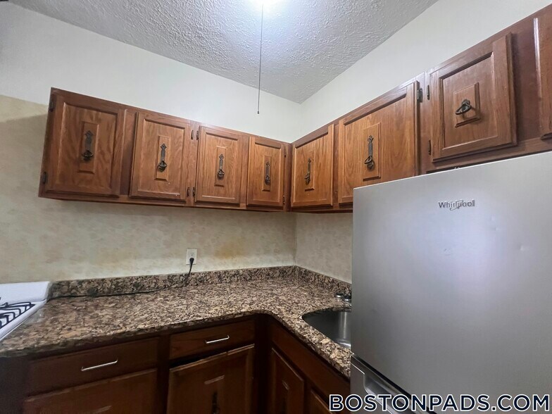 Building Photo - 17-19 Washington St.