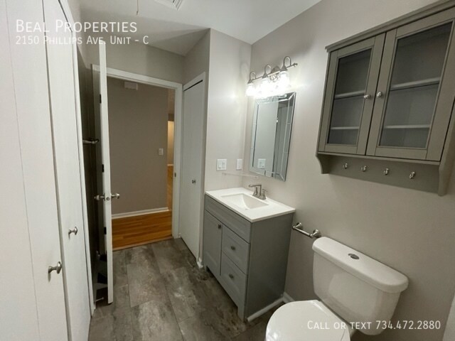 Building Photo - 2150 Phillips Ave