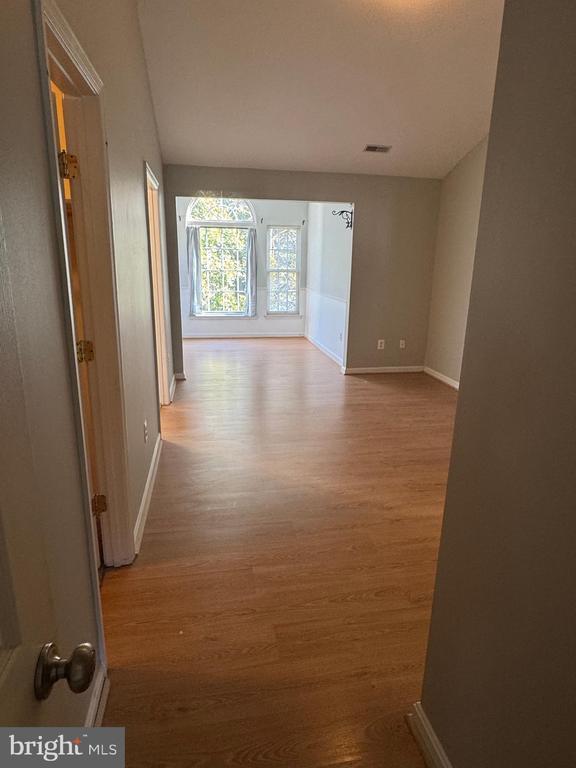 Building Photo - 3850 Koval Ln