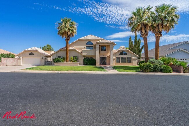 Building Photo - Spacious 6 Bedroom Home with a Balcony!