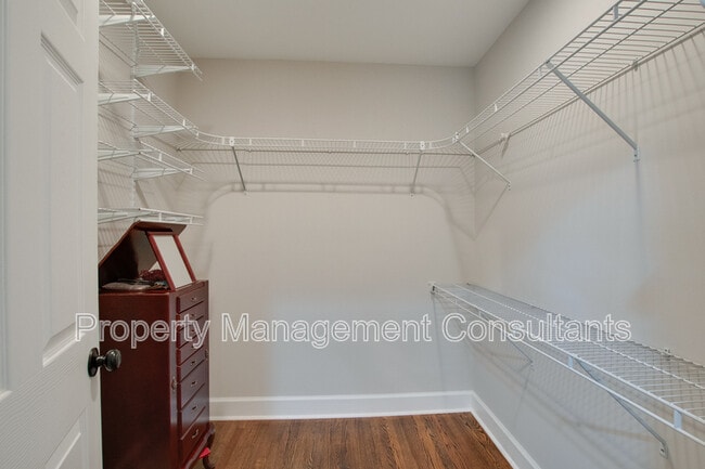 Building Photo - 805 Rison Ave NE