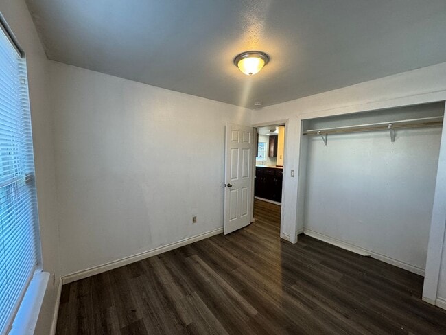 Building Photo - Non-Refundable & Security Deposit Total: $1450.00
