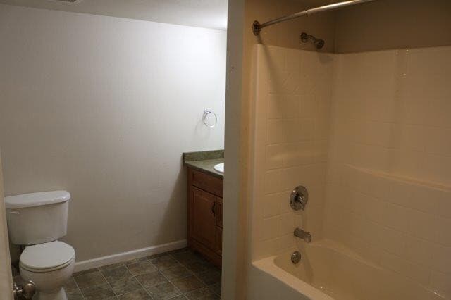 Building Photo - Cute, Cozy, convenient Arcata 3 bedroom townhouse with small fenced yard, laundry