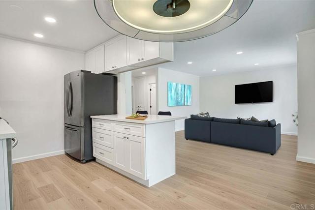 Building Photo - 13754 Mango Dr