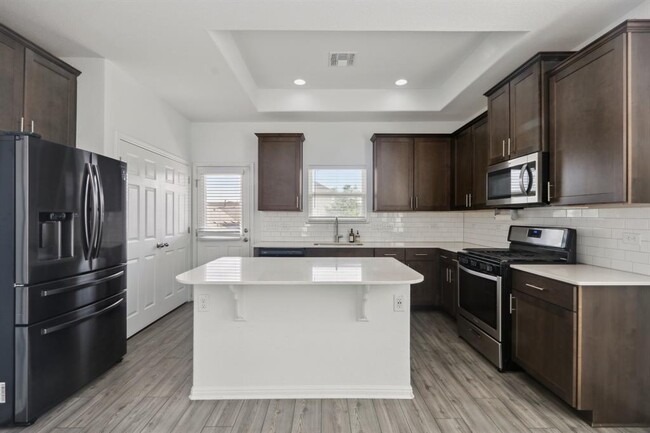 Building Photo - 6404 Mary Lewis Dr
