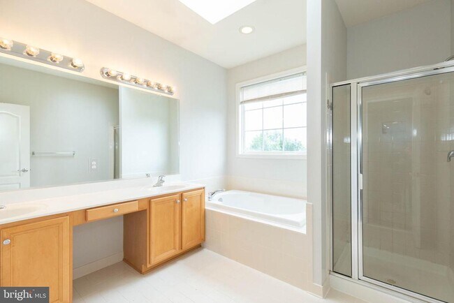 Building Photo - 391 Sheerer Dr