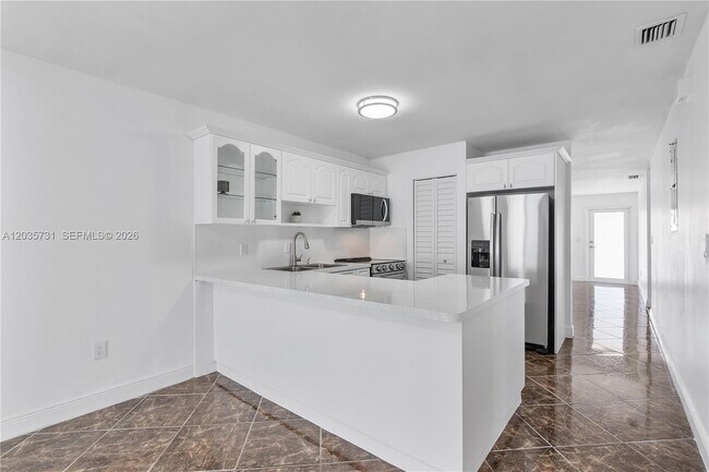 Building Photo - 11432 NW 87th Pl