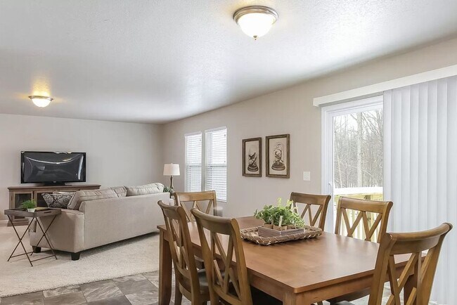 Building Photo - Great Home in Outstanding Schools!