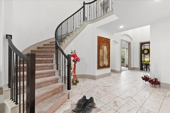 Building Photo - 712 Fall Rock Branch Dr