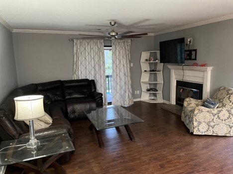 Building Photo - 1100 Woodlawn Ave