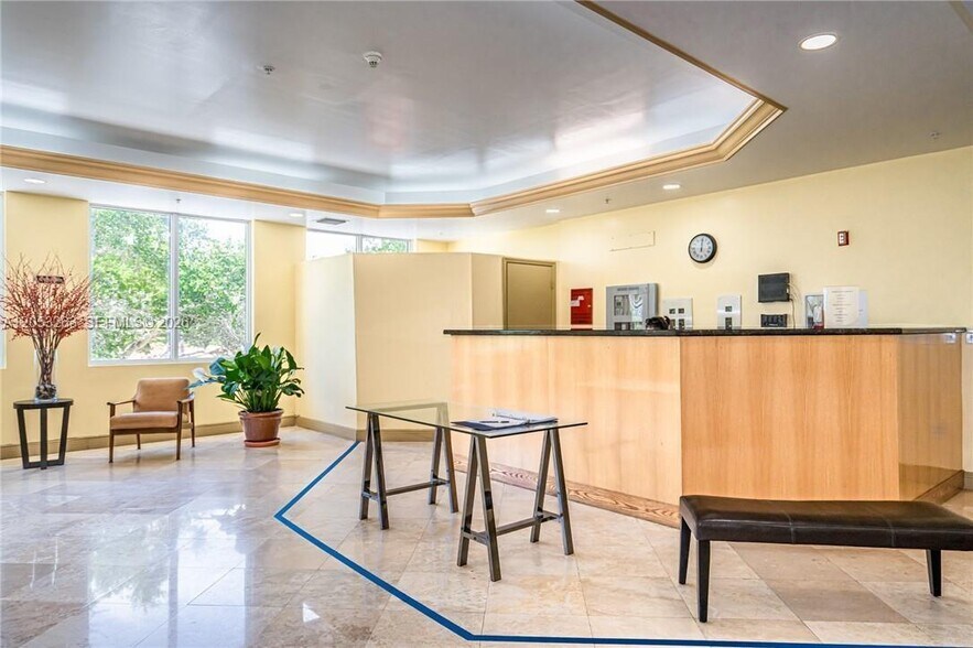 Building Photo - 3500 Coral Way