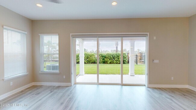 Building Photo - 511 Marquesa Cir