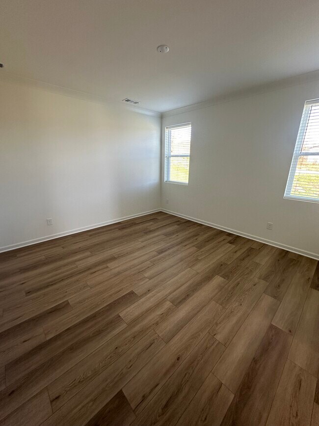 Building Photo - 3316 Laurel Brook Ct