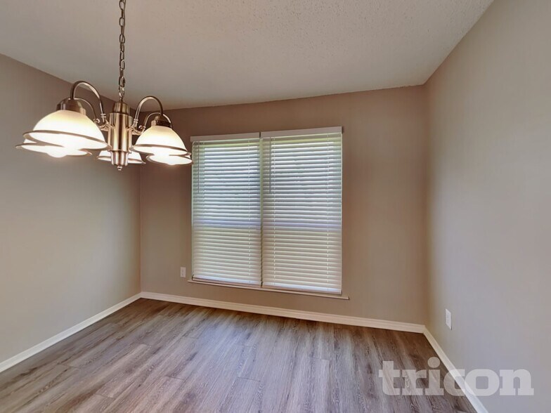 Building Photo - 4103 Orchard Hill Dr