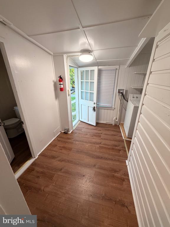 Building Photo - 15 Wolf Ave