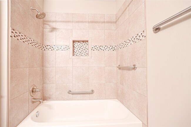 Building Photo - 203 Colony Creek Dr