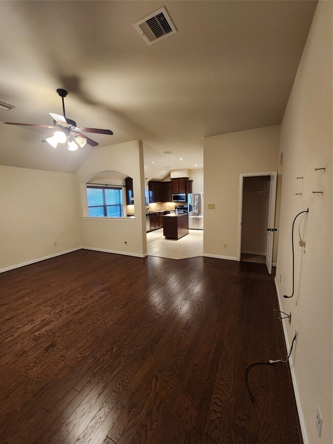 Building Photo - 4713 E Meadow Dr