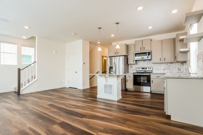 Building Photo - 4752 N Tower Dr