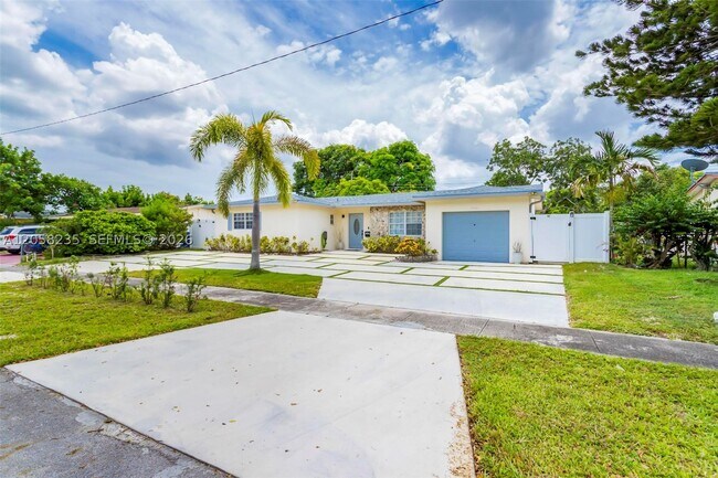 Building Photo - 4930 NW 17th St