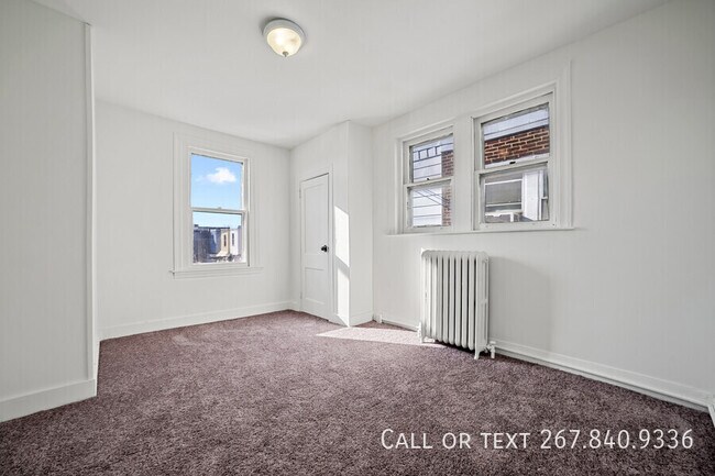 Building Photo - 312 E Eleanor St