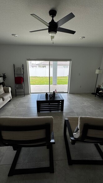 Building Photo - 9565 Summers Cay Cir