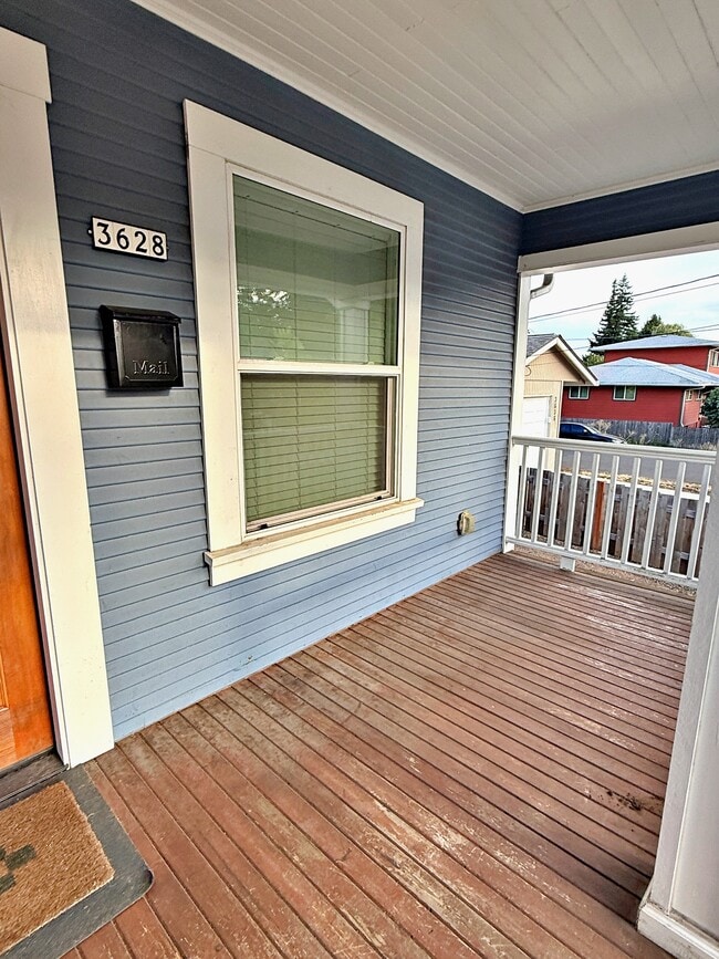 Building Photo - 3628 SE 49th Ave