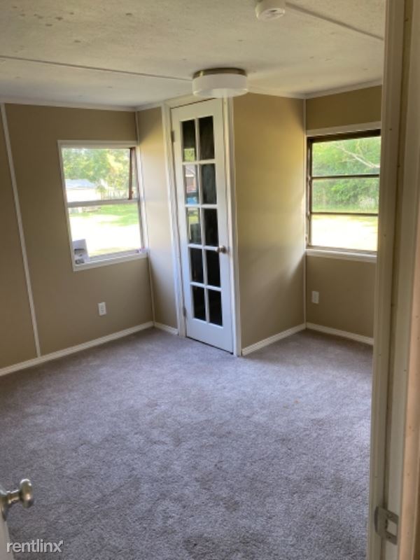 Building Photo - 3 br, 1 bath Mobile Home - 309 Maple Street