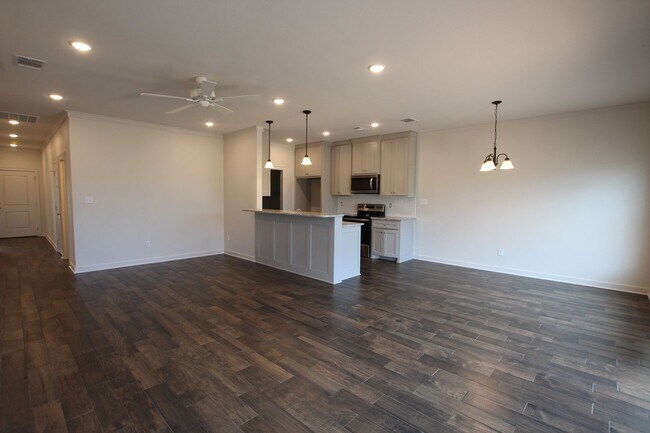 Building Photo - Luxury 3 Bedroom 2 Bath Townhomes in Bulla...