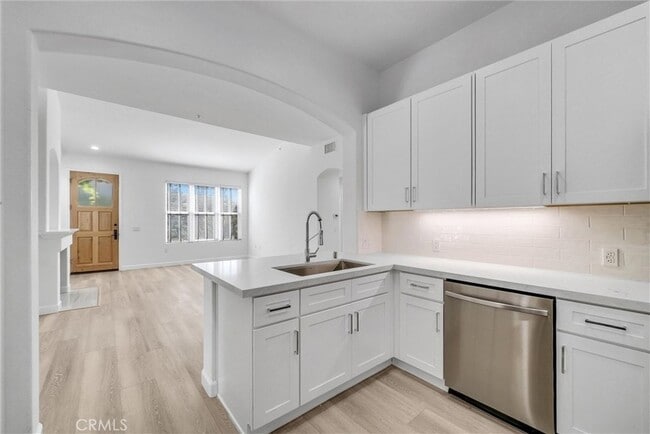 Building Photo - 6 Celano Ct