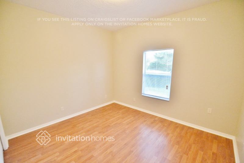 Building Photo - 3942 Appletree Dr