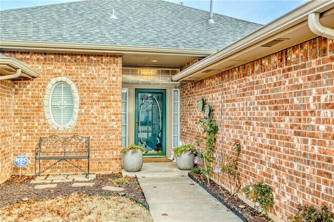 Building Photo - 4869 Del Aire Dr