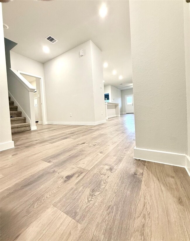 Building Photo - 4018 Ancient Honor Dr